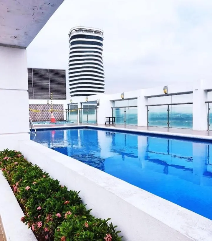 Puerto Santa Ana Riverfront Vista Al Faro Appartement Guayaquil Ecuador